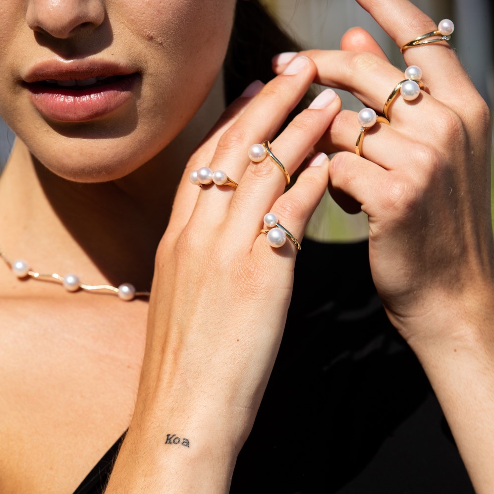 Filigraner Perlenring Gelbgold mit einem Diamant - Akoya rund weiß